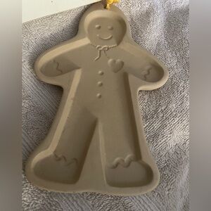 NWT Brown bag cookie art, vintage, gingerbread man, cookie molds￼